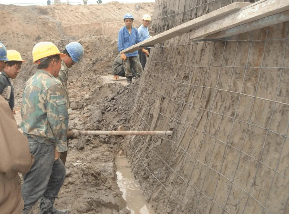 青海常见基坑支护开挖事故的原因分析与处理方法